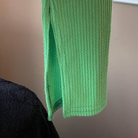 BOOHOO RIBBED ZIP FRONT TOP LONG SLEEVE SPLIT CUFF GREEN Size 8 - Picture 6 of 8